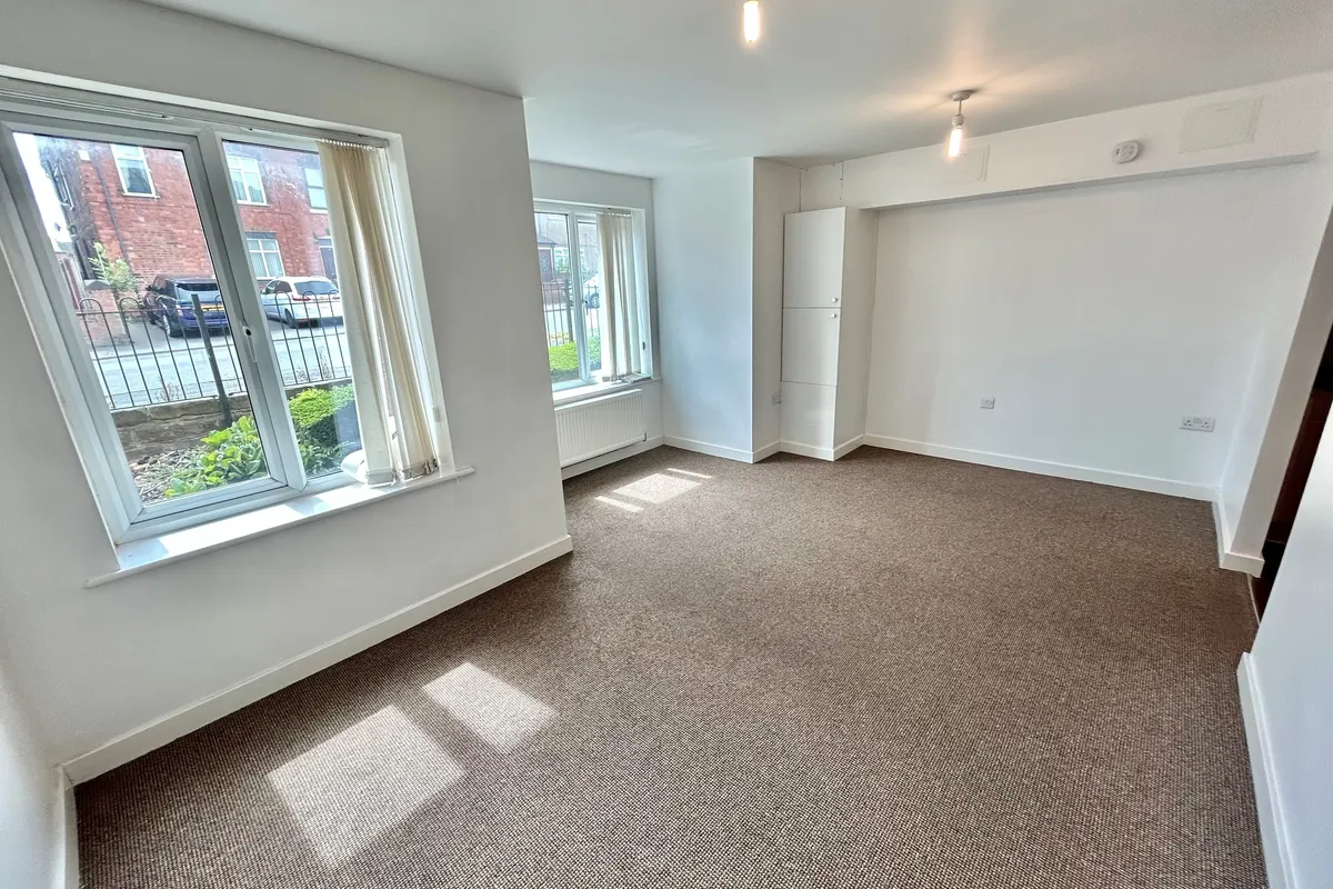 Flat Hallam Fields Road in Erewash