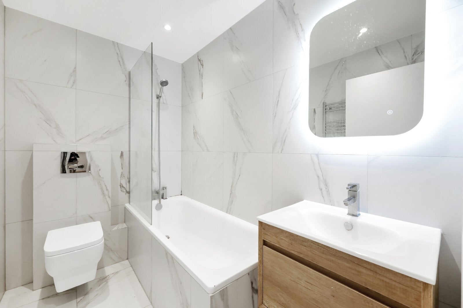 Flat Marquis Road in Greater London