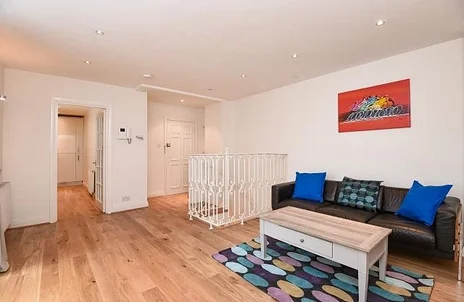 Flat Inverness Terrace in City of Westminster