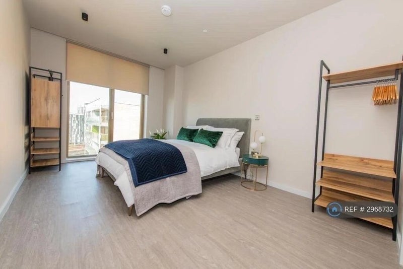 Room Ellesmere Street in Manchester