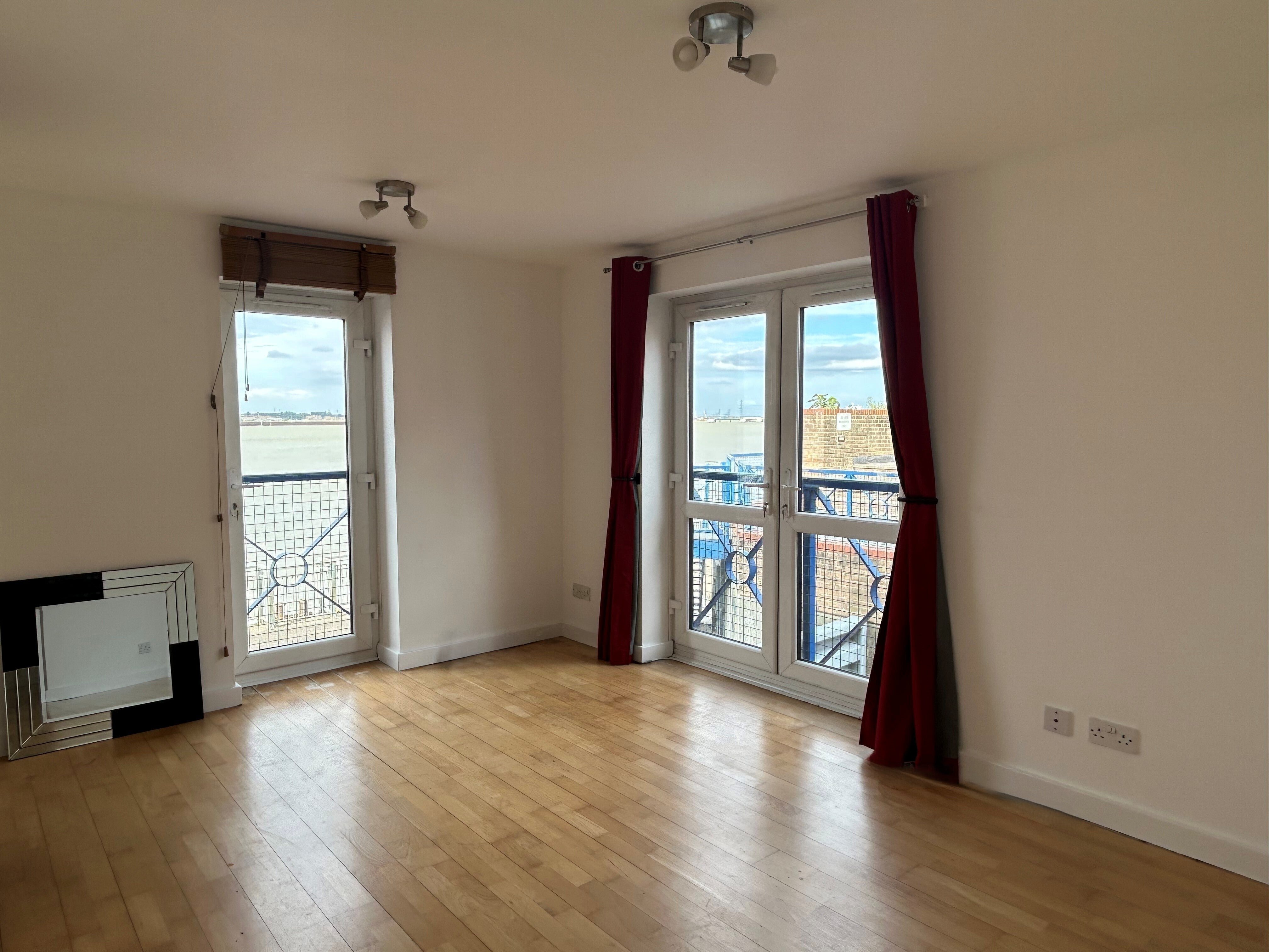 Flat Marriotte Wharf in Gravesham