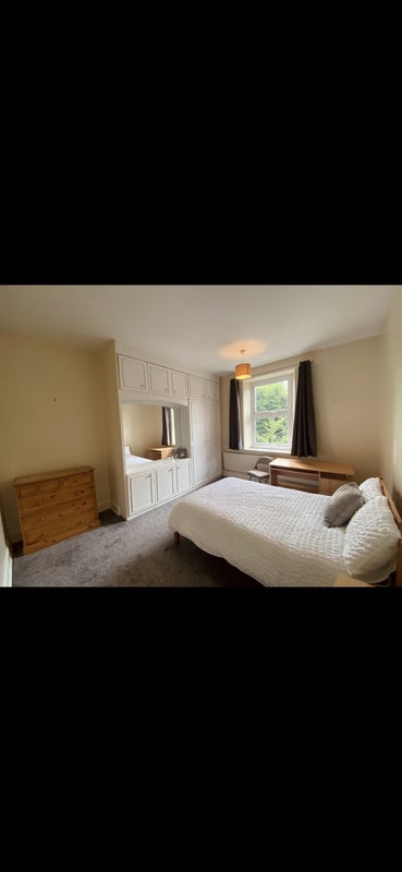 Room Dover Road in Sheffield