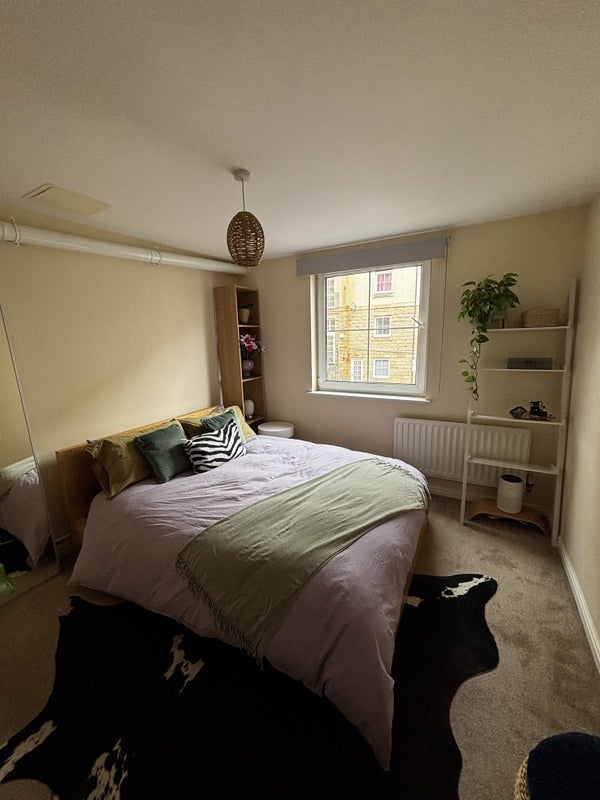 Flat Stead's Place in City of Edinburgh
