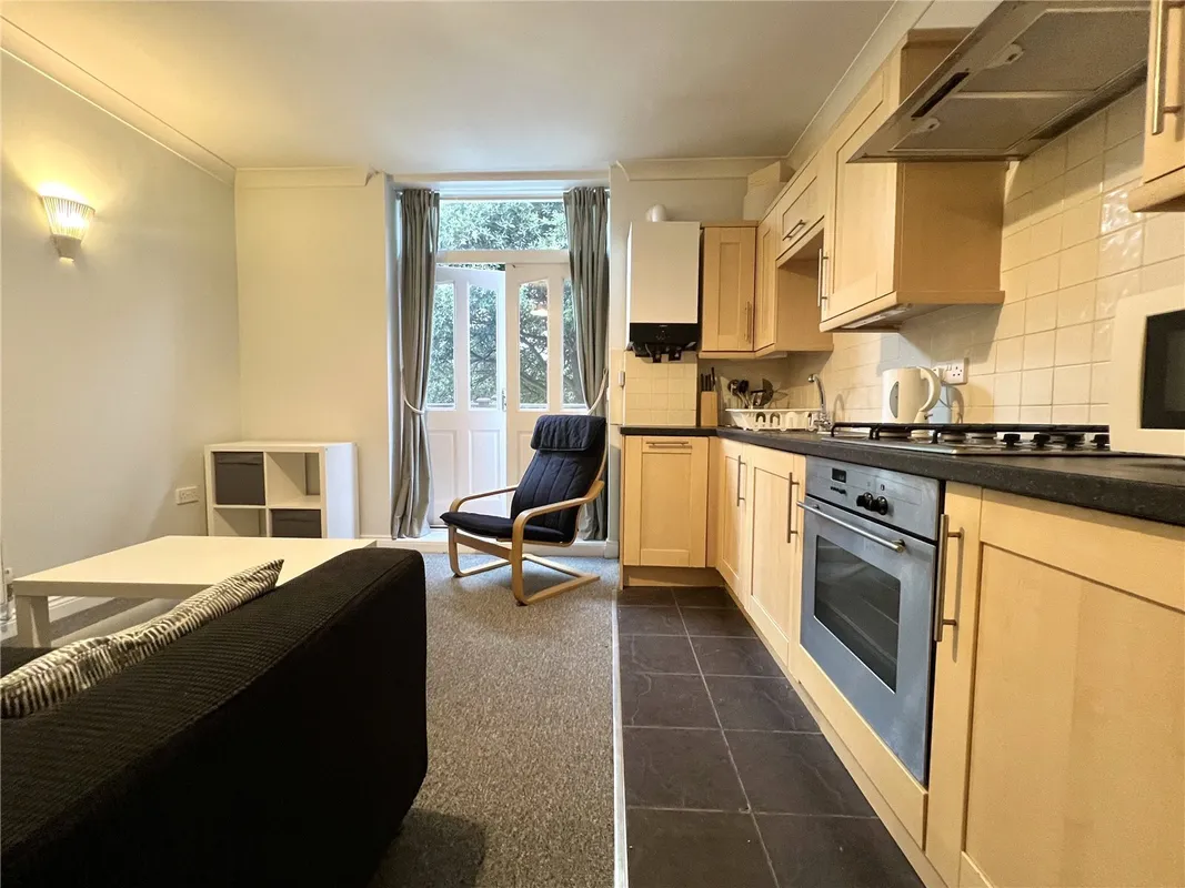 Flat Wimborne Road in Bournemouth