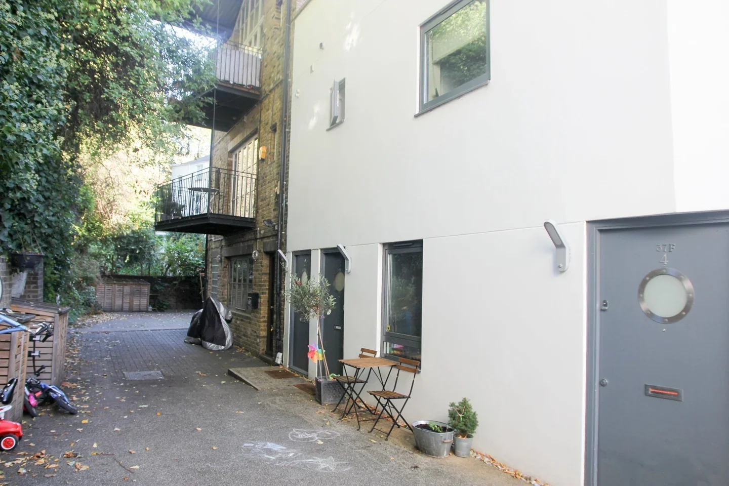 Flat Mildmay Park in Greater London
