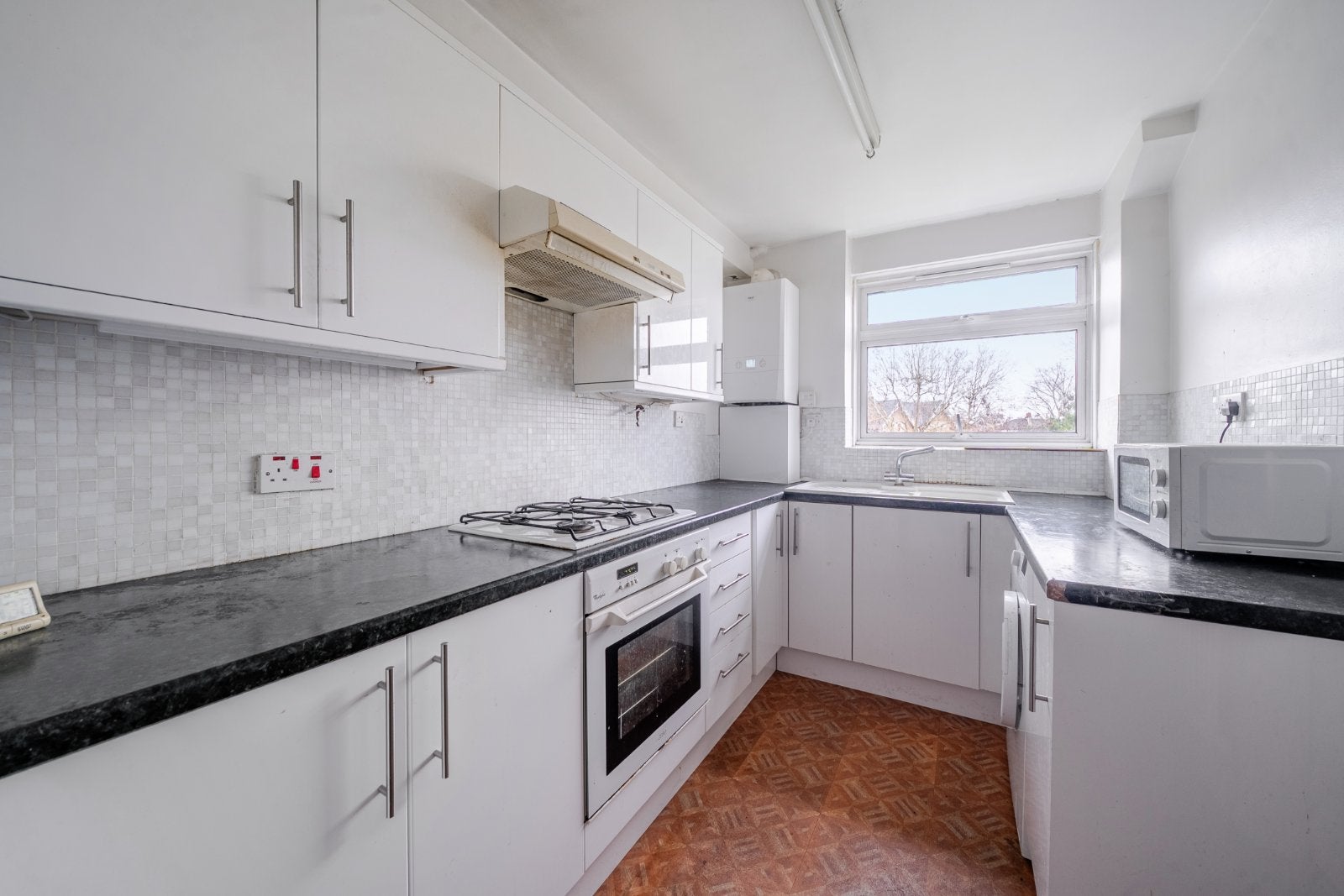 Flat Gregor Mews in Greater London