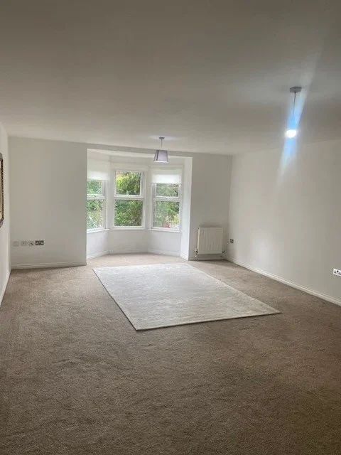 Flat Carisbrooke Road in Leeds