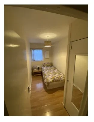Room Brecon Road in Greater London