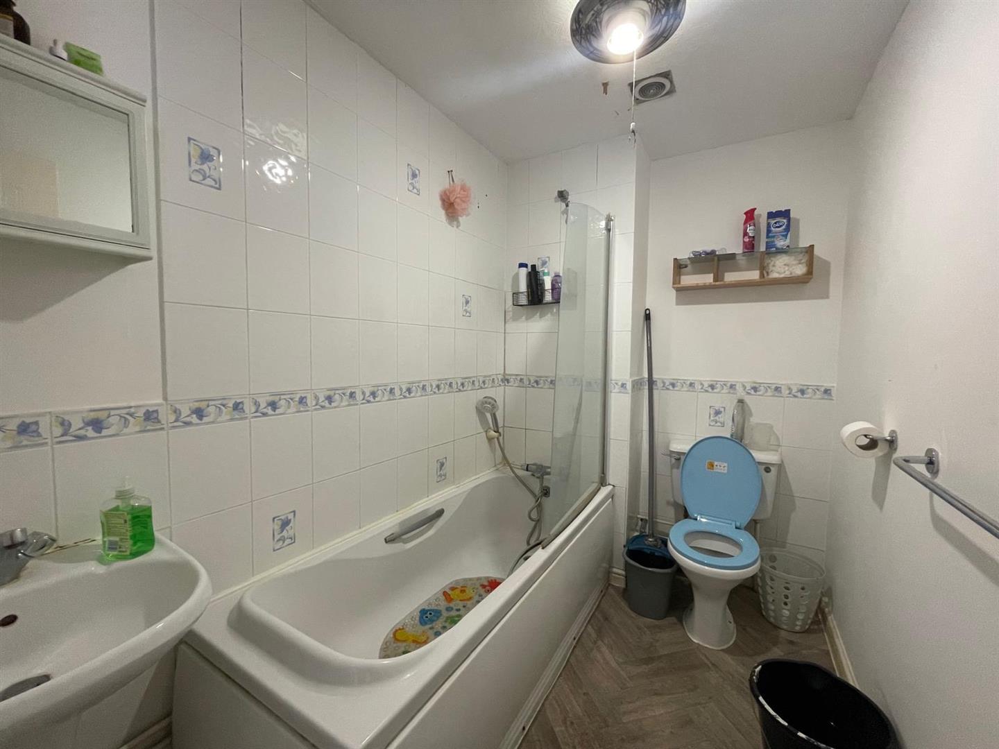 Flat Angelica Way in Fareham