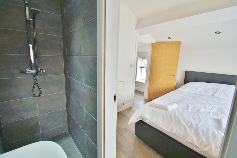 Room Bath Street in Southport