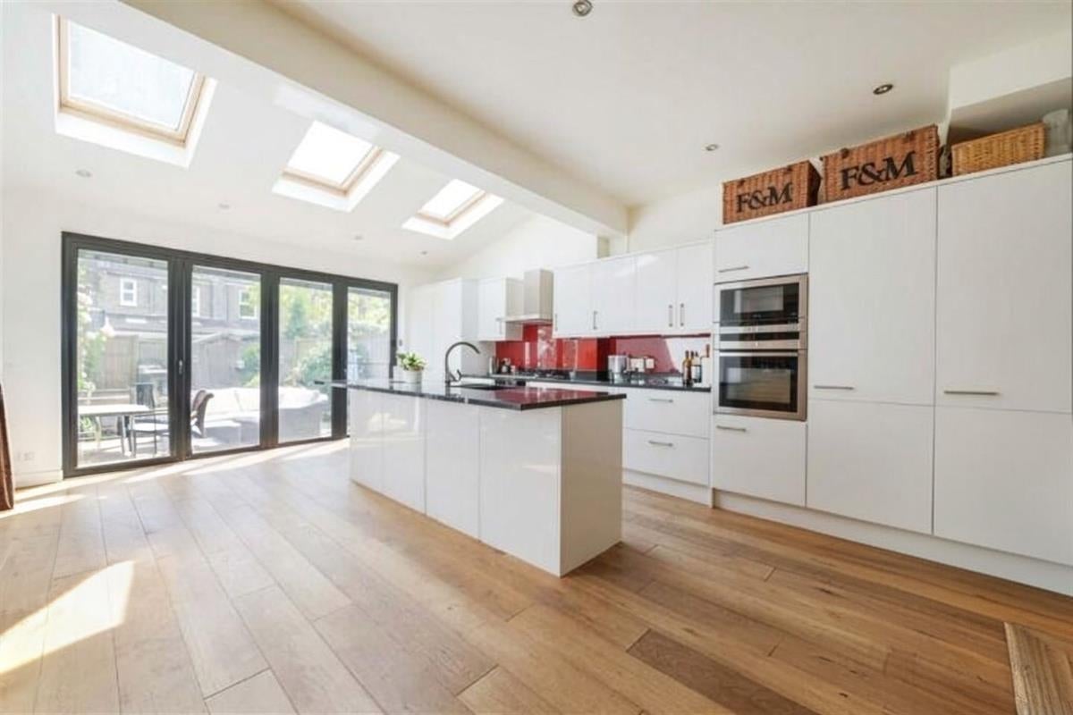 House Ravensbury Road in Greater London