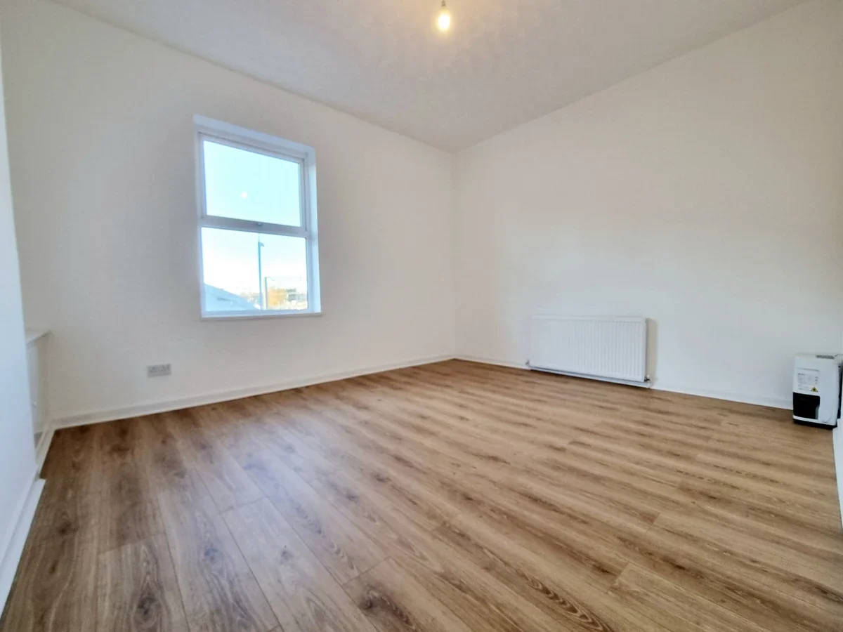 Flat Lionel Street in St Helens