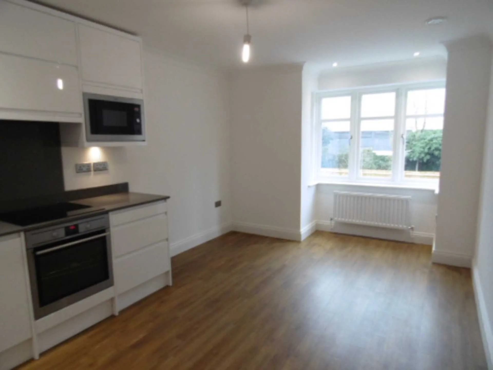 Flat Roe Green Lane in Welwyn Hatfield