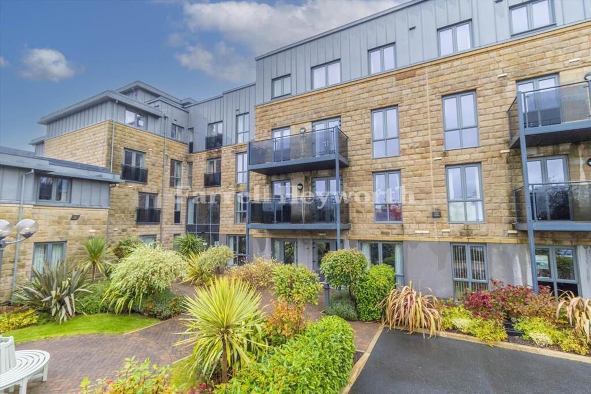 Flat Greaves Road in Lancaster