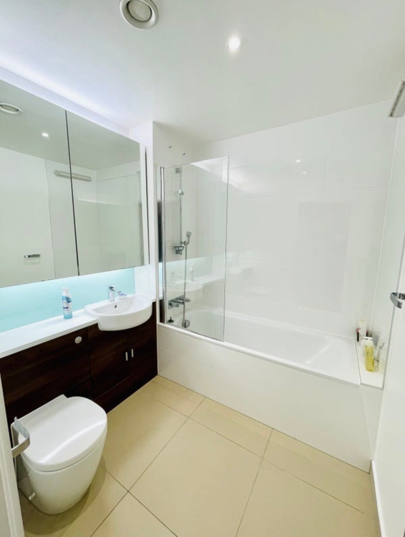 Flat Killick Way in Greater London