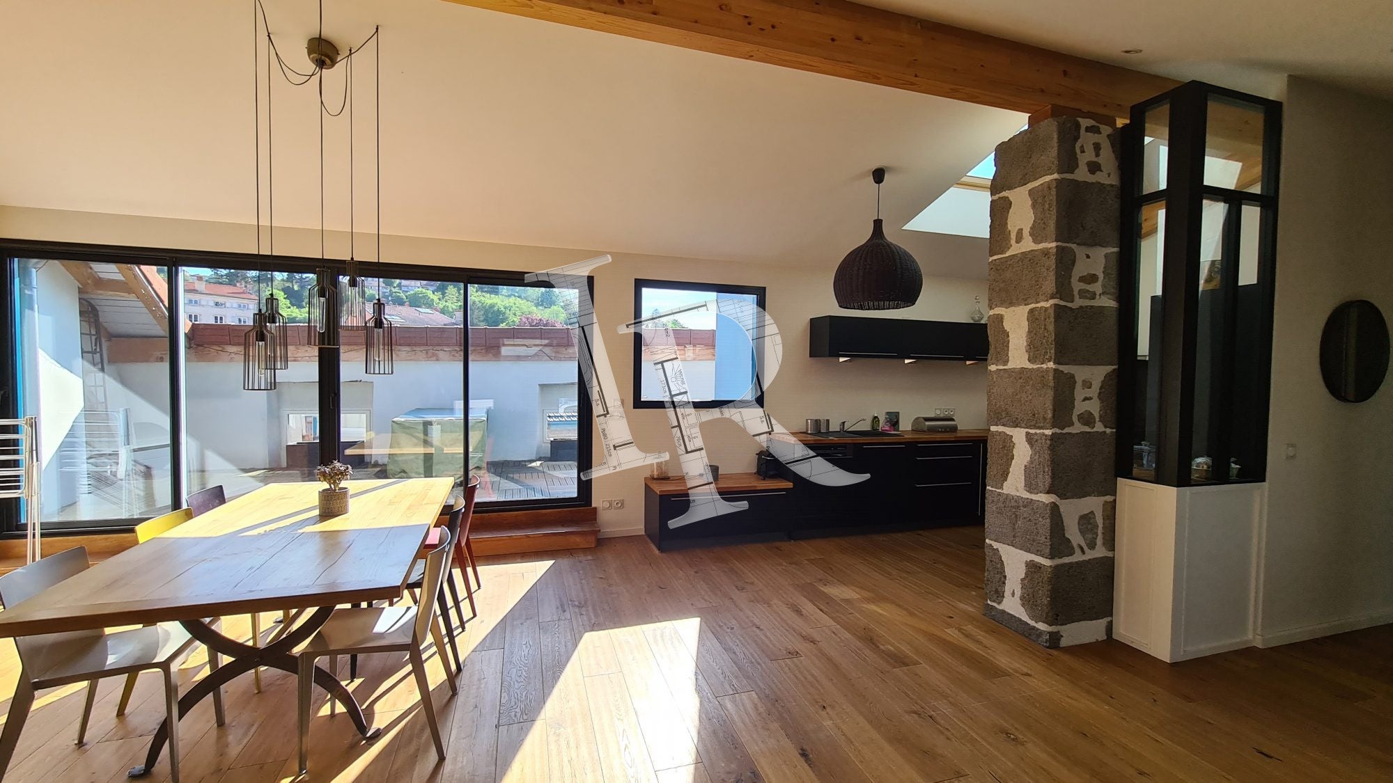 Flat Rue Pons de Chapteuil in Le Puy-en-Velay