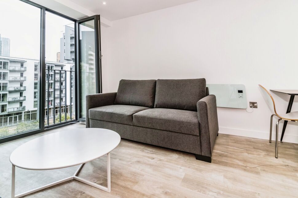 Flat Derwent Street in Salford