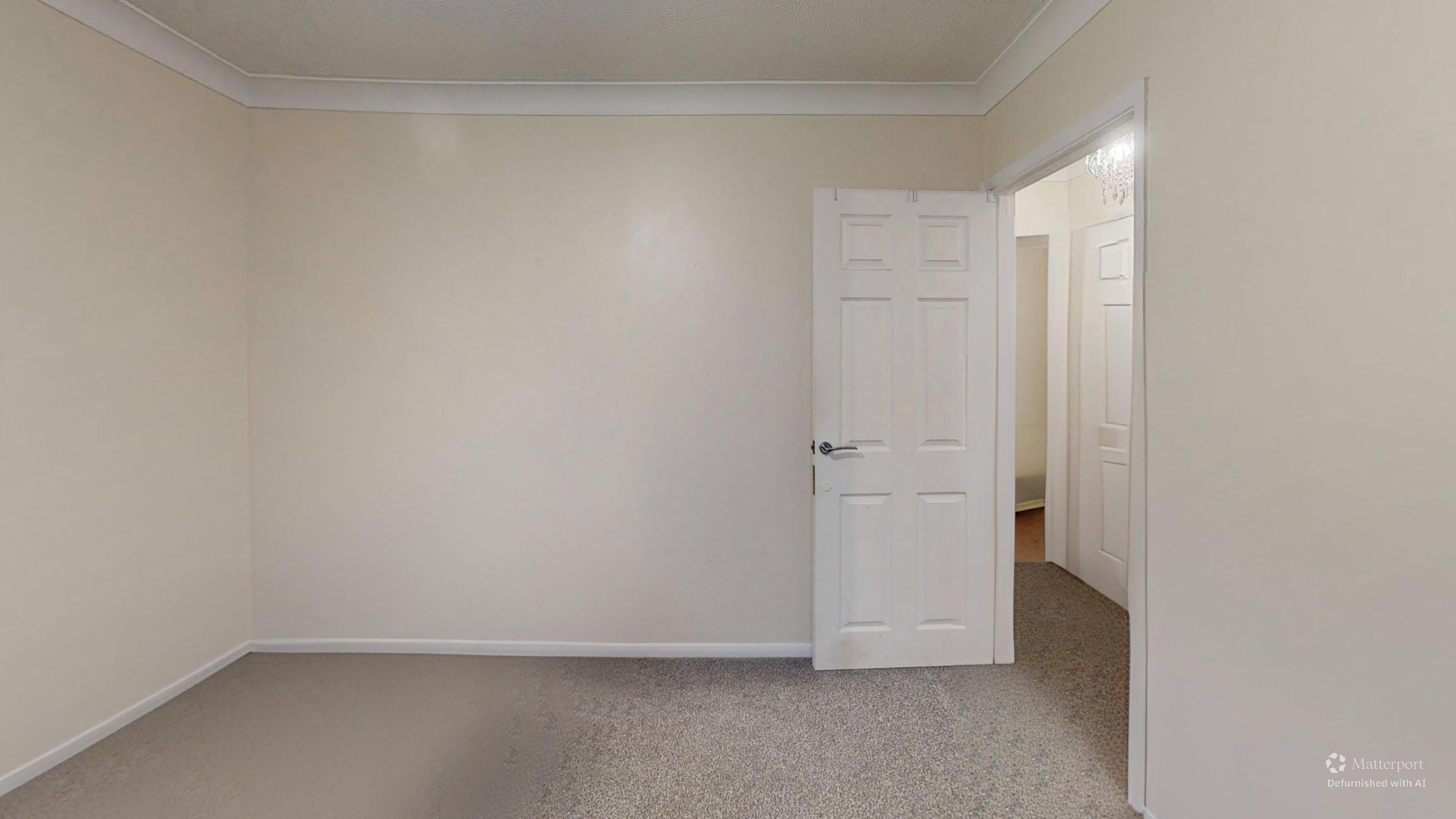 Flat Rosebery Road in Grays
