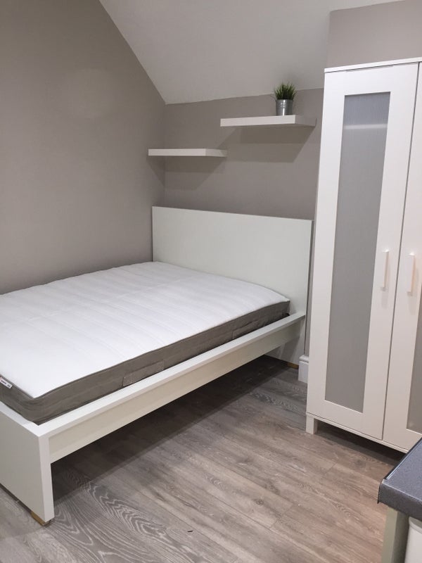 Flat Venner Road in Greater London