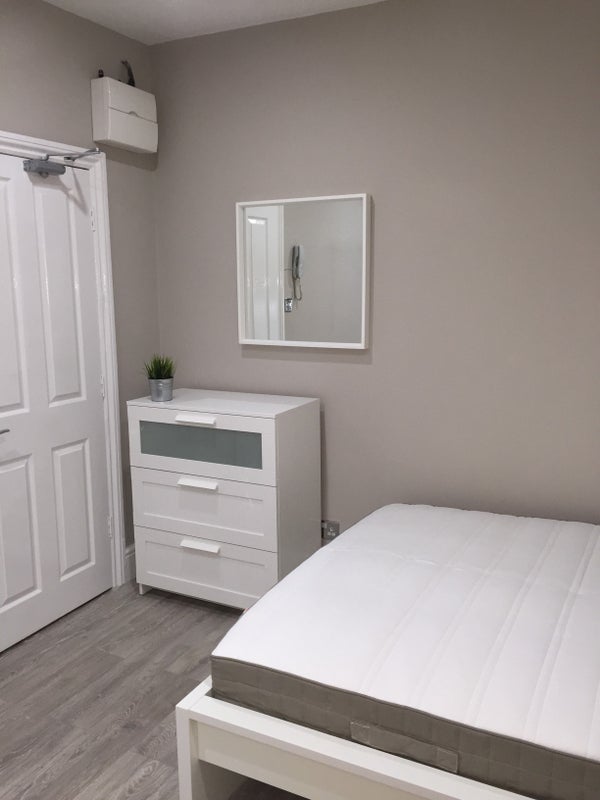 Flat Venner Road in Greater London