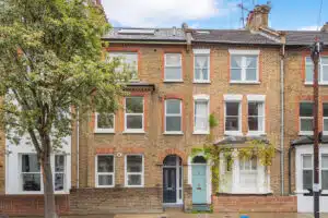 Flat Tunis Road in Greater London