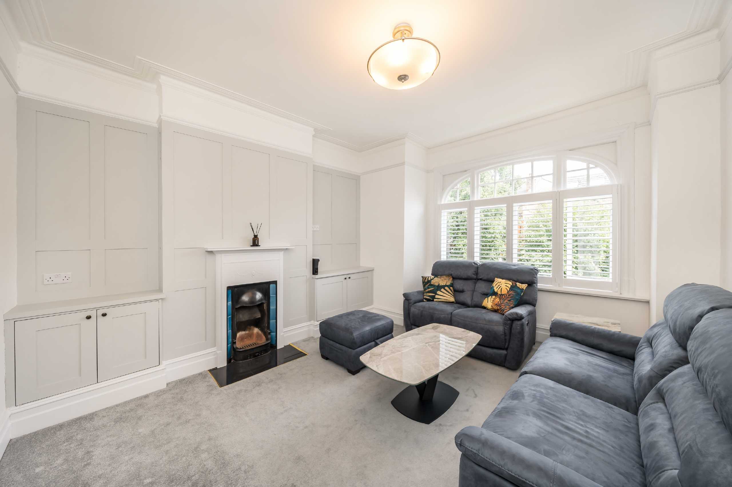 Flat Merton Hall Road in Greater London