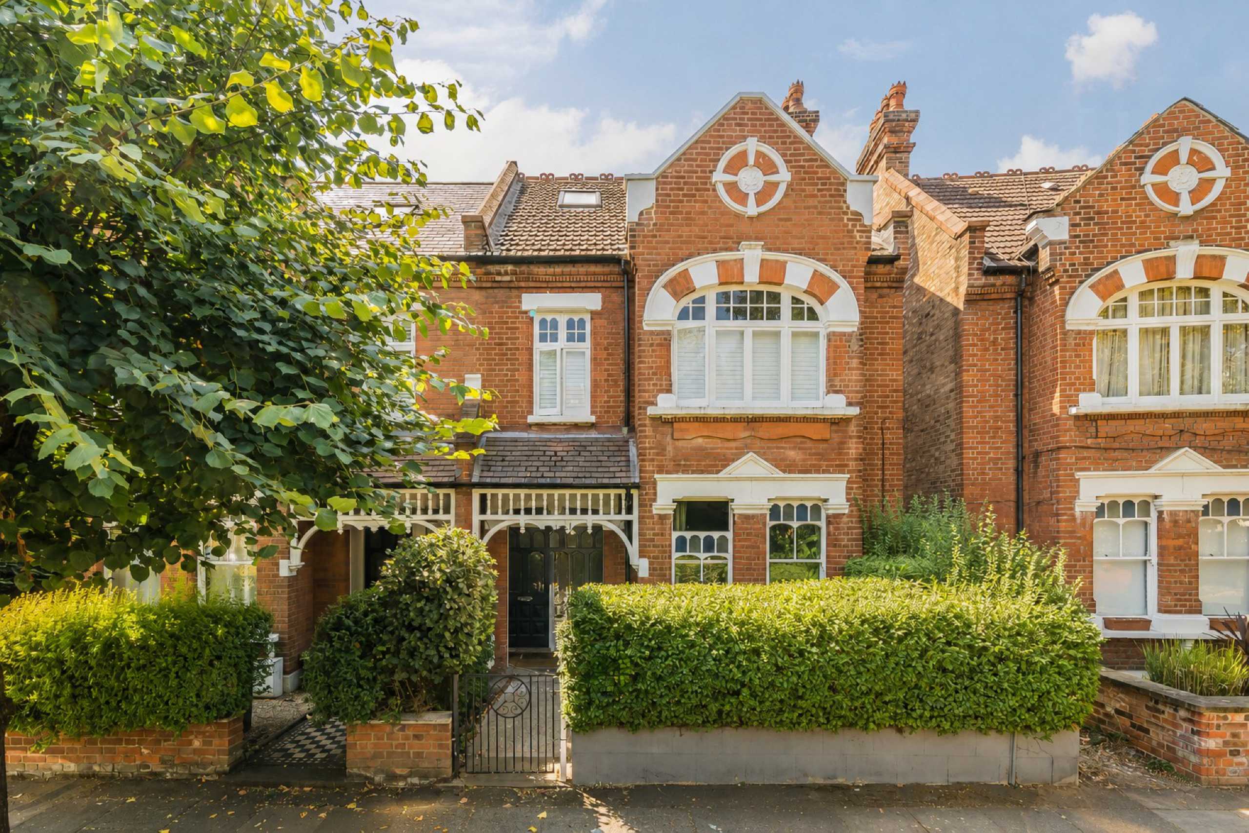 Flat Merton Hall Road in Greater London