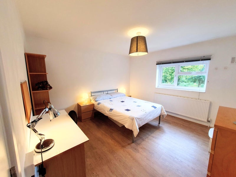 Room New Ashby Road in Charnwood