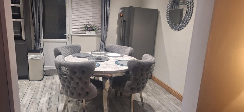 Room Narberth Way in Coventry