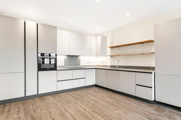 Flat Beckenham Road in London