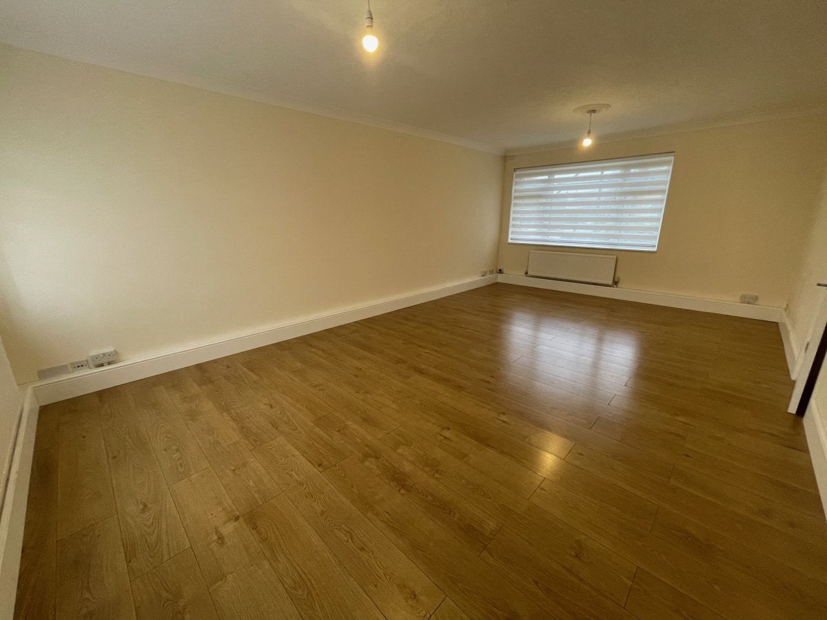 Flat Lambs Close in Welwyn Hatfield