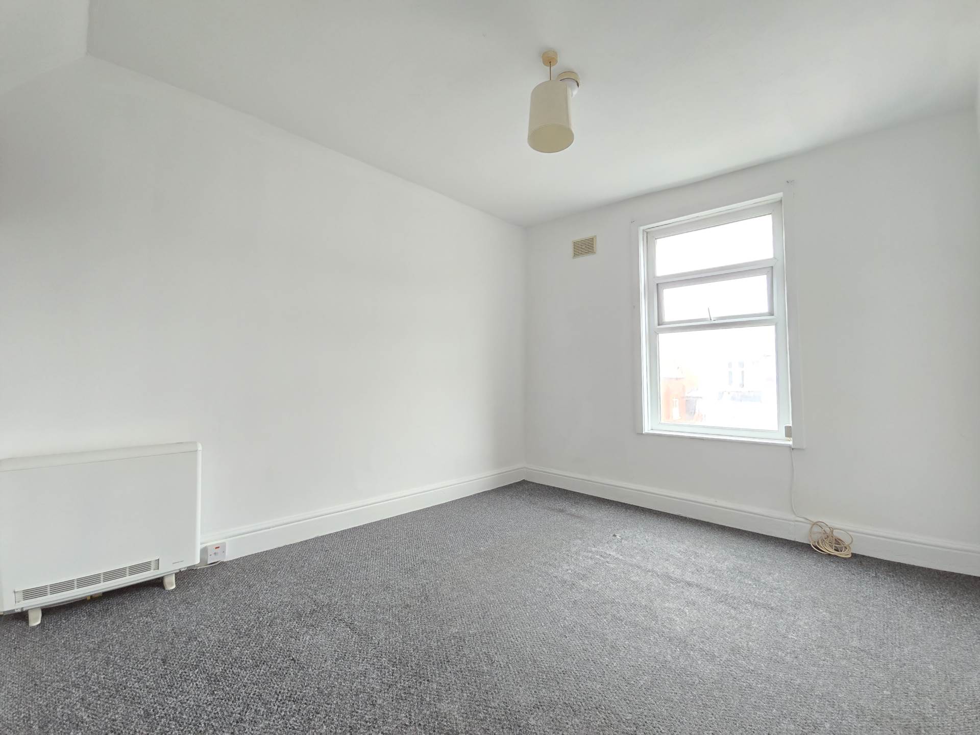 Flat Central Drive in Blackpool