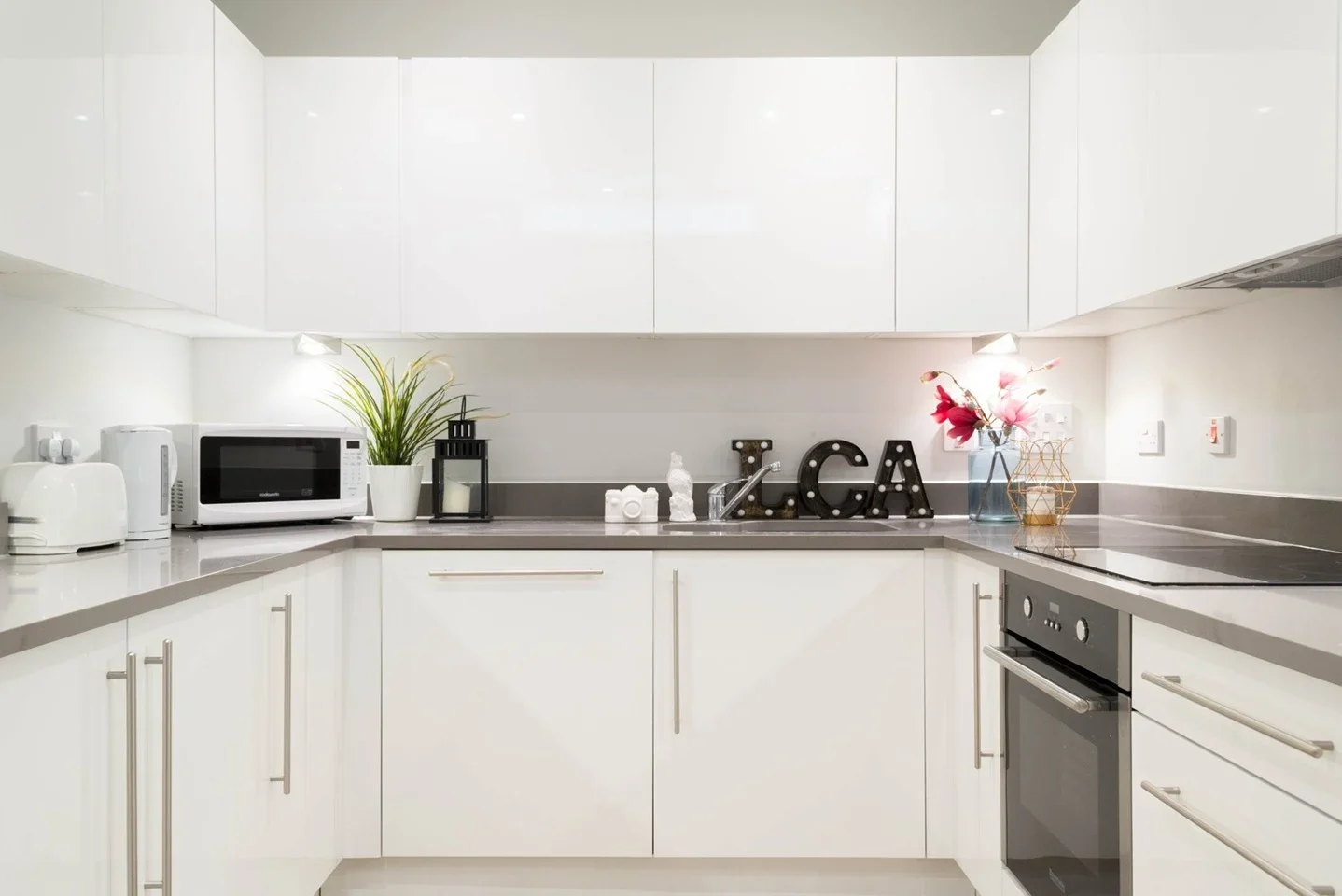 Room St Ives Place in Greater London