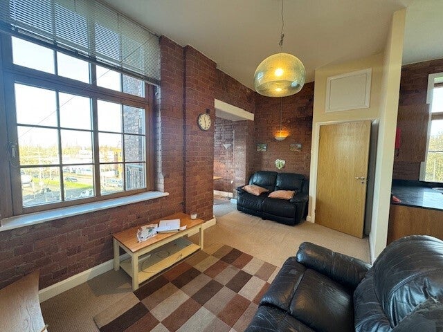 Flat Junior Street in Leicester