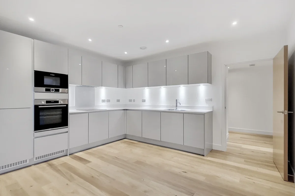 Flat Lee High Road in Greater London