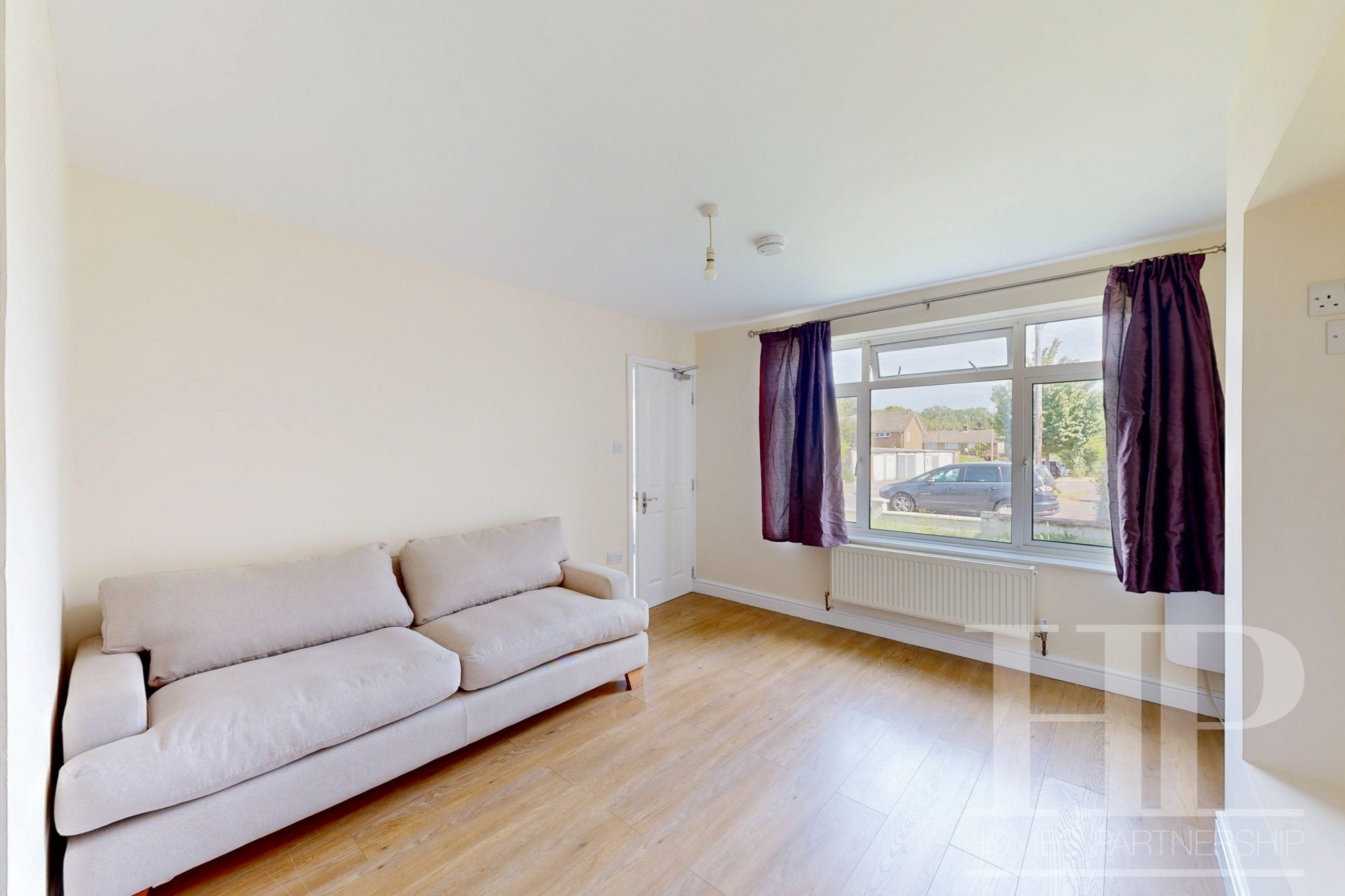 Room Friars Rookery in Crawley