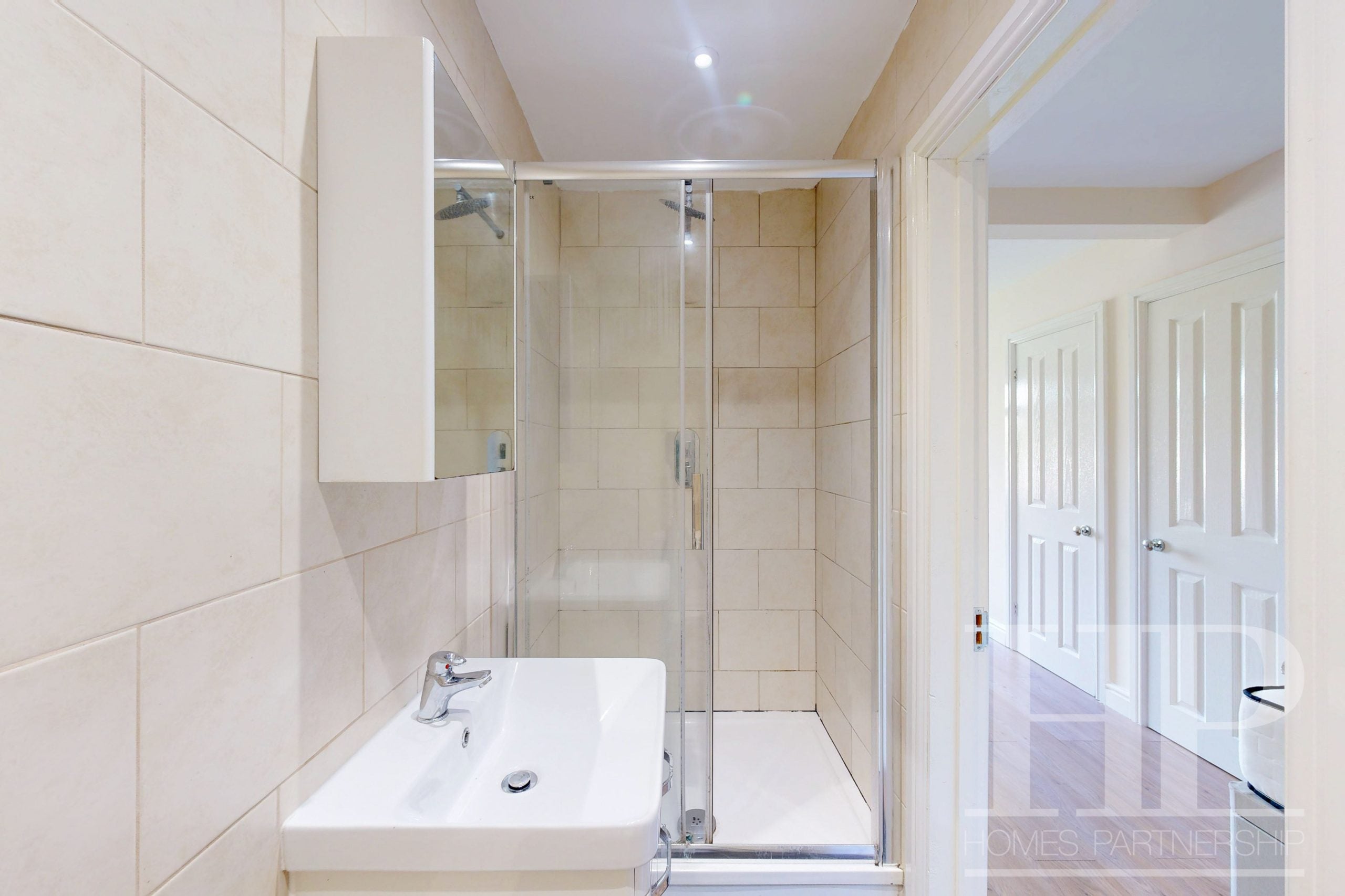Room Friars Rookery in Crawley