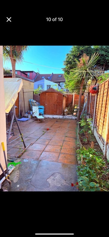 Room Coleridge Avenue in Greater London