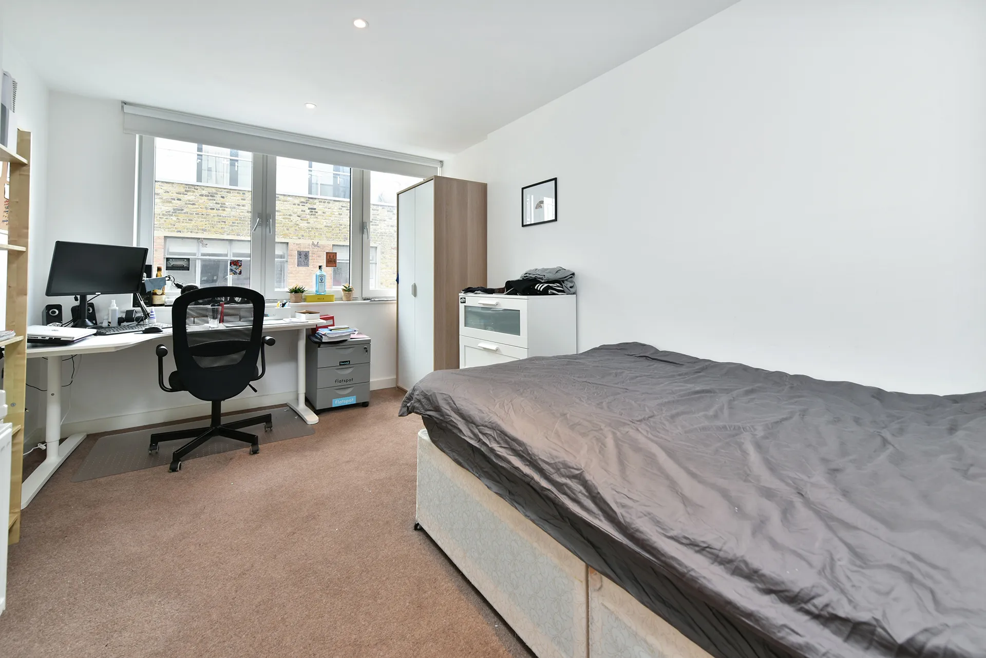 Flat Britannia Walk in Greater London