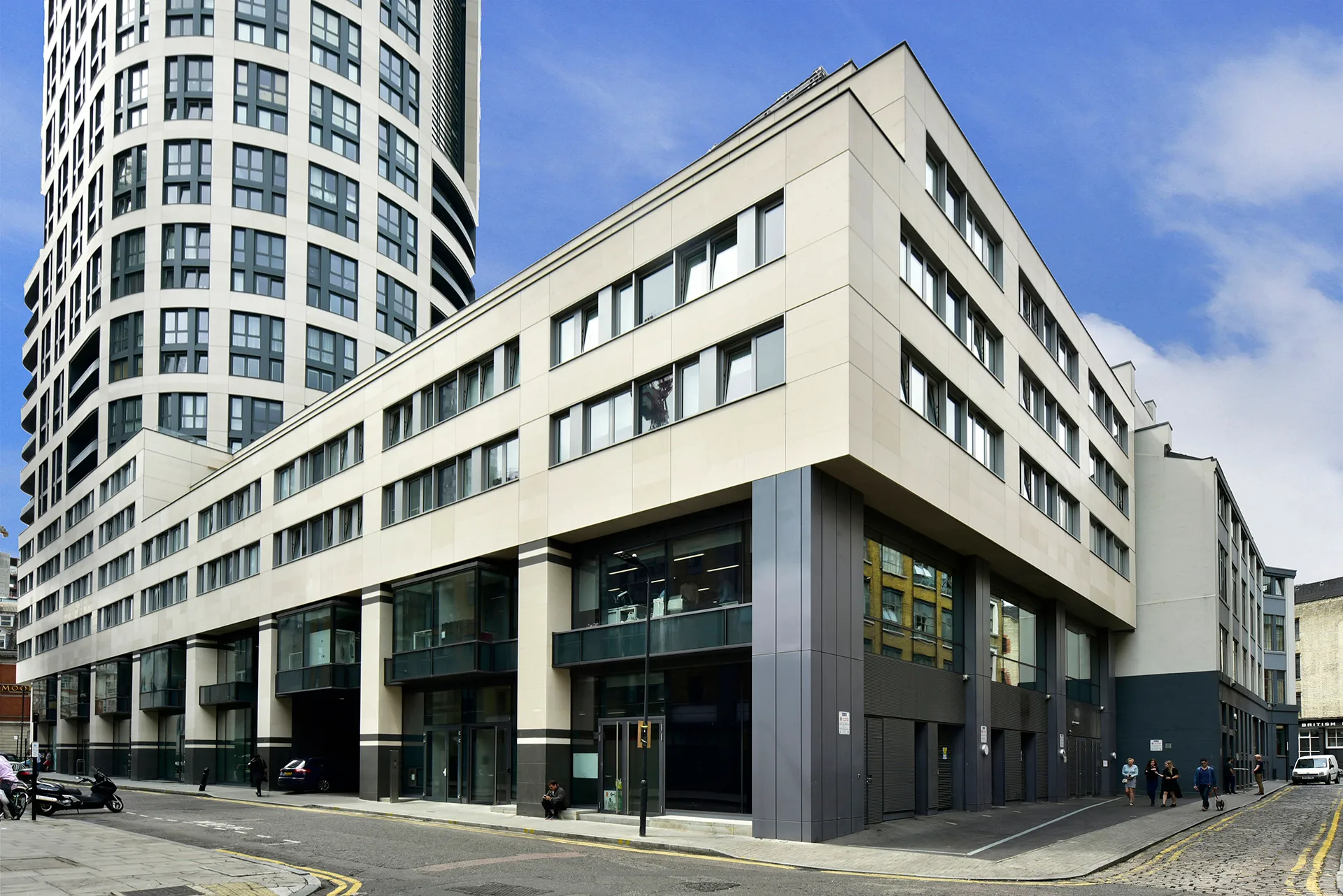 Flat Britannia Walk in Greater London