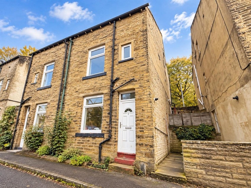 House Agnes Street in Bradford
