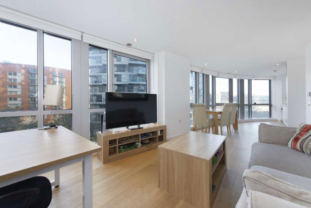 Flat Dominion Walk in Greater London