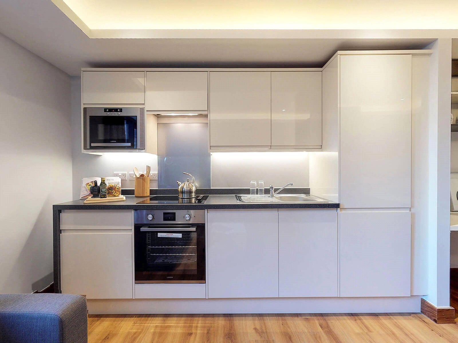 Flat Cookridge Street in Leeds