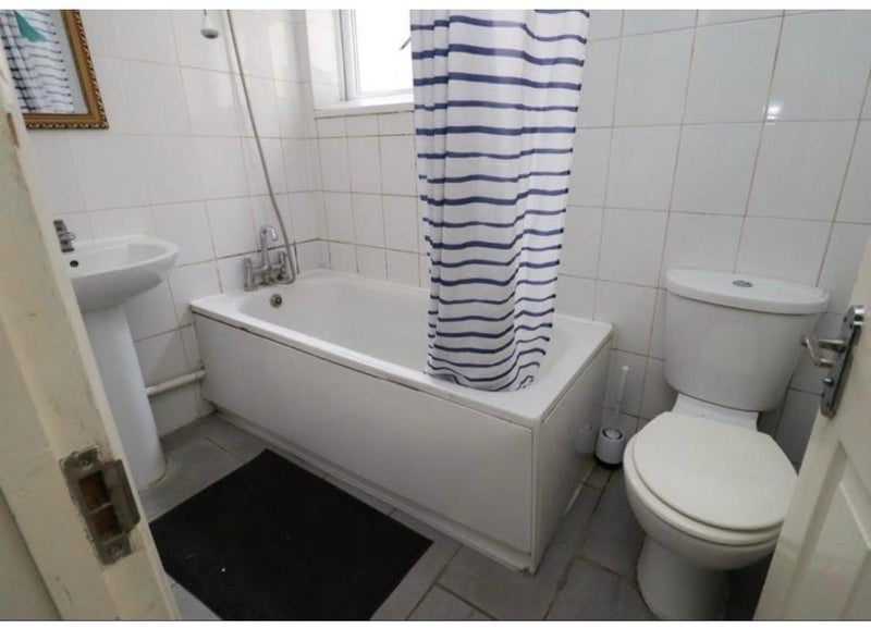 Room Windsor Road in Greater London