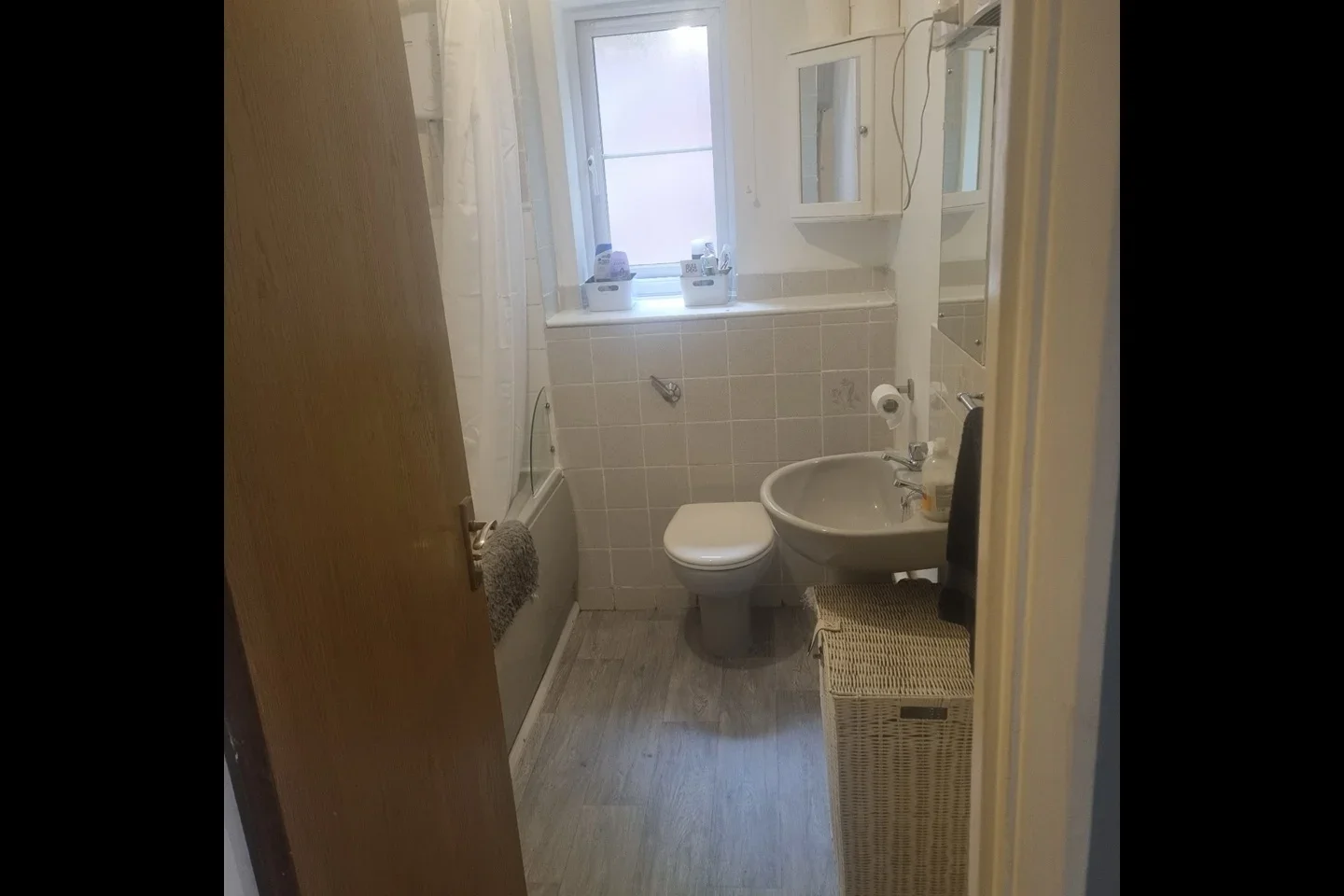 Room Ripley Close in High Wycombe