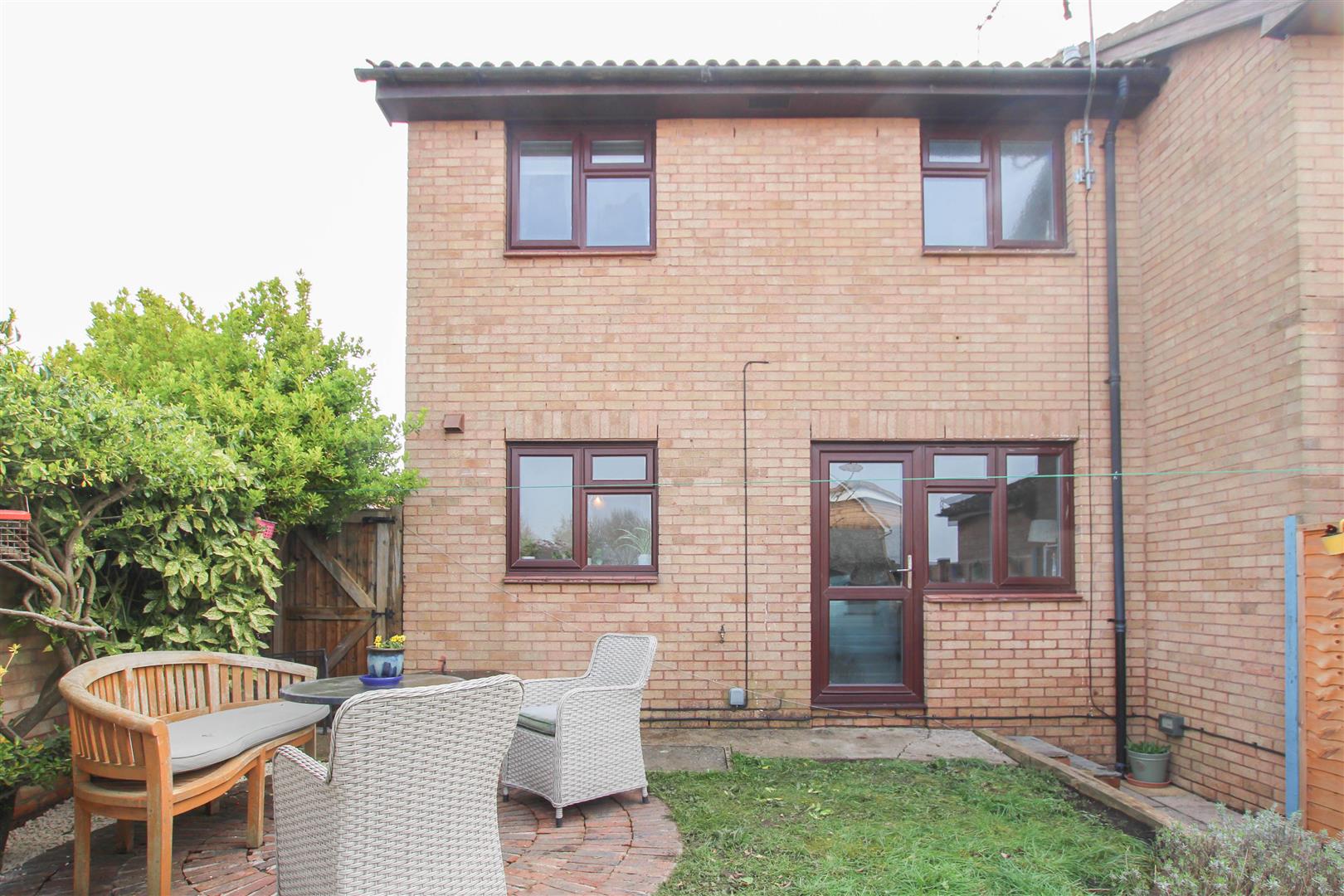 House Goddard Way in Uttlesford