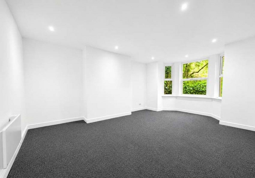 Flat Cantelupe Road in Rother