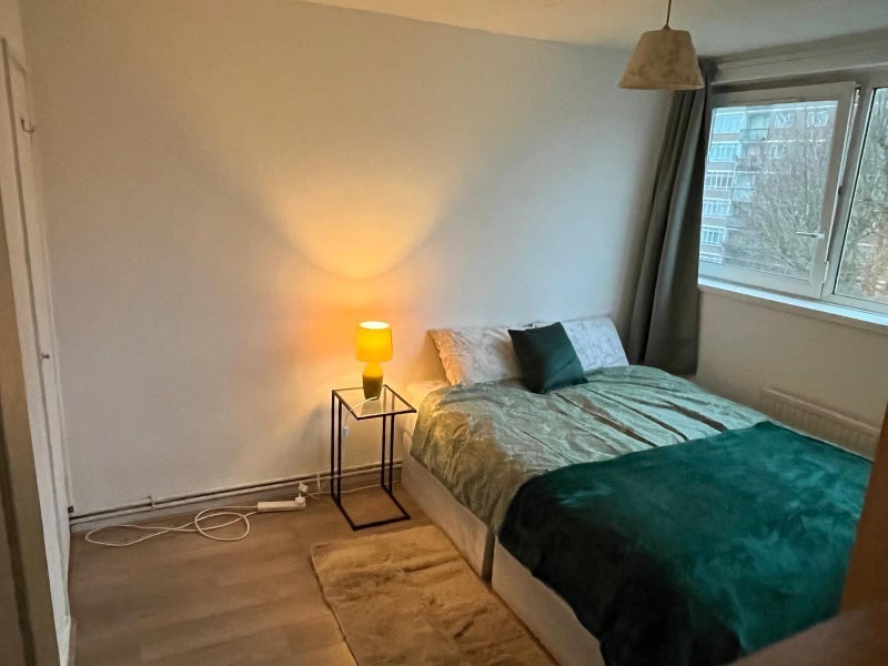 Room Southwater Close in Greater London