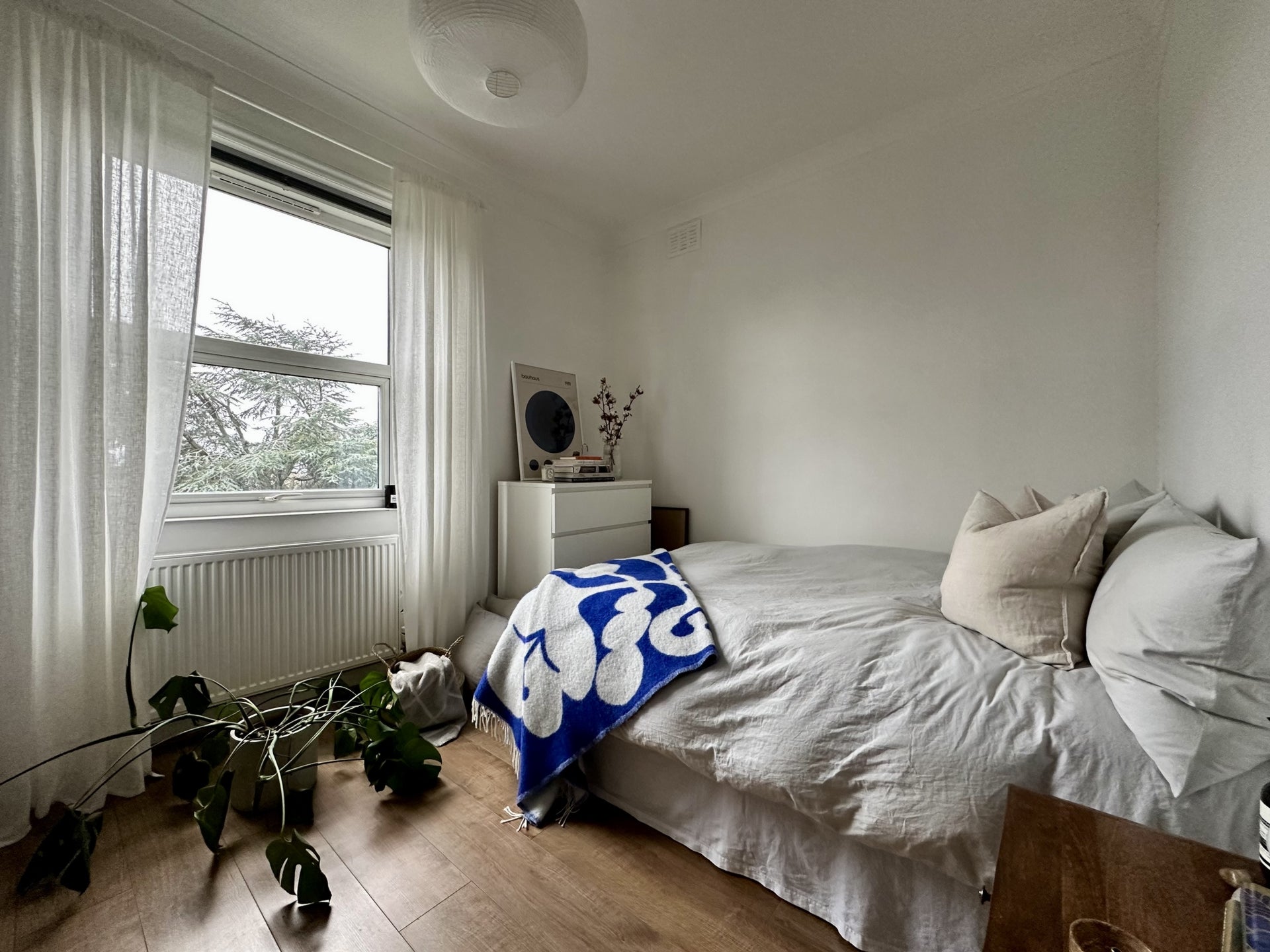 Flat West End Lane in Greater London