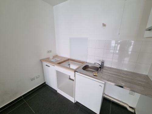 Flat Rue Baudin in Levallois-Perret